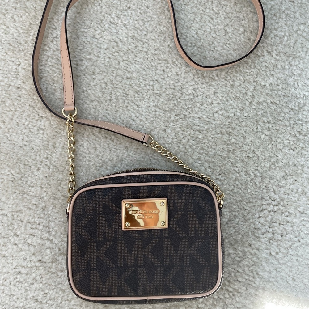 Michael Kors Jet Set Logo small crossbody
